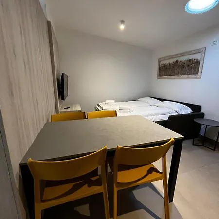 Bilo - Apartments For Rent Trente Extérieur photo