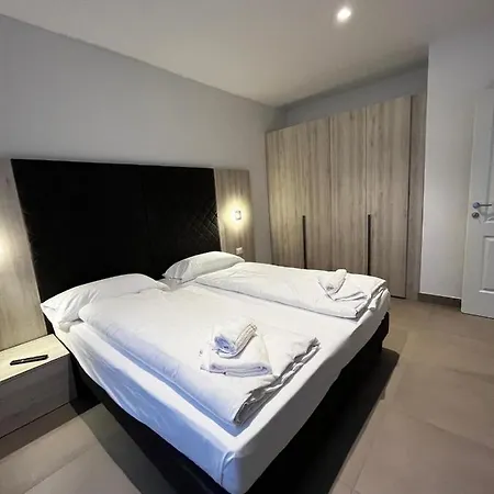 Bilo - Apartments For Rent Trente Extérieur photo